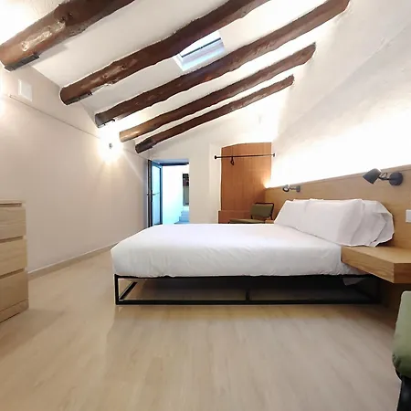 Apartment Mazi Placa Gran
