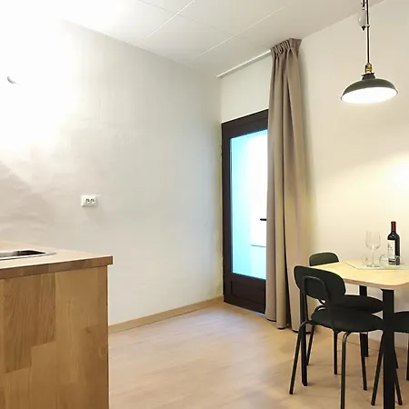 Mazi Placa Gran Apartment